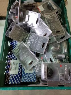 MIXED DIY TOOLS HOME PLUMBING ELECTRICAL B JOBLOT CRATE IDEAL RESELLERS B93