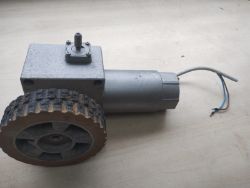 SWIMMING POOL COVER MOTOR- 1224 - HEAVY DUTY - USED