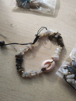 MIXED CRYSTAL ADJUSTABLE COTTON CHIP SHELL BRACELETS - JOBLOT OF 12 -BRAND NEW