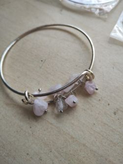 STAINLESS STEEL ADJUSTABLE ROSE QUARTZ BANGLES - NEW IN ORIGINAL PACKAGING - JOBLOT OF 16