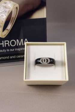 CERAMIC & 0.10CT DIAMONDS RING/ GREY-BLACK/STERLING SILVER SIZE K1/2 *