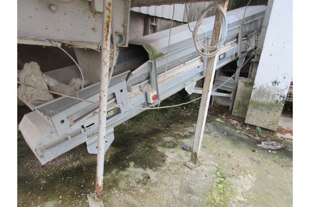 Concrete steel framed batching plant. All-inclusive Lot: Bid for lots 20 to 20D as a whole. - Image 11 of 26