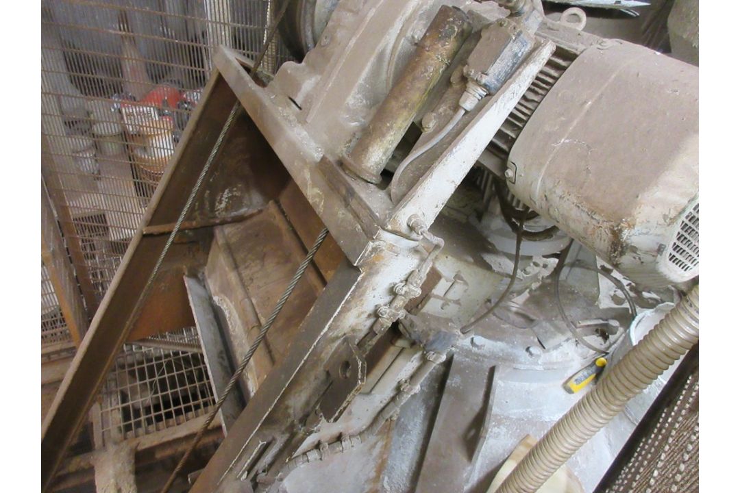 Concrete steel framed batching plant. All-inclusive Lot: Bid for lots 20 to 20D as a whole. - Image 17 of 26