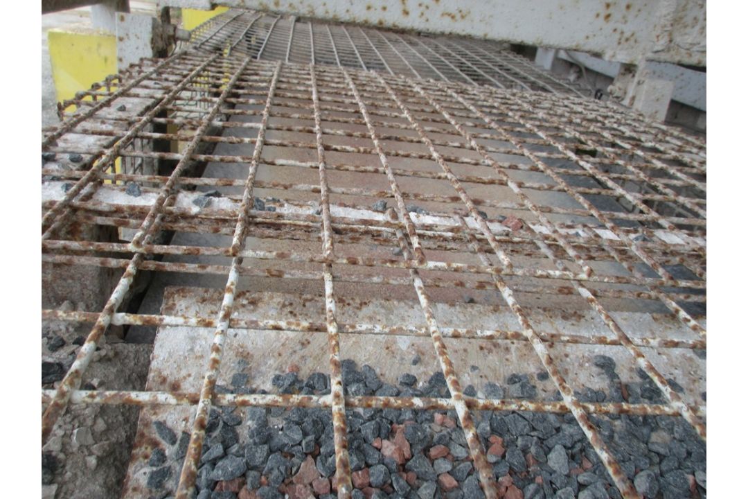 Concrete steel framed batching plant. All-inclusive Lot: Bid for lots 20 to 20D as a whole. - Image 4 of 26