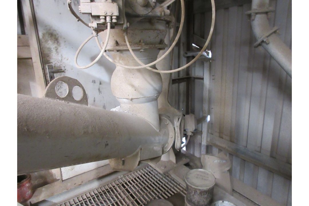 Concrete steel framed batching plant. All-inclusive Lot: Bid for lots 20 to 20D as a whole. - Image 23 of 26