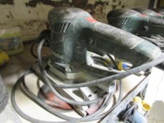 Metabo D-72622 sander, 110v