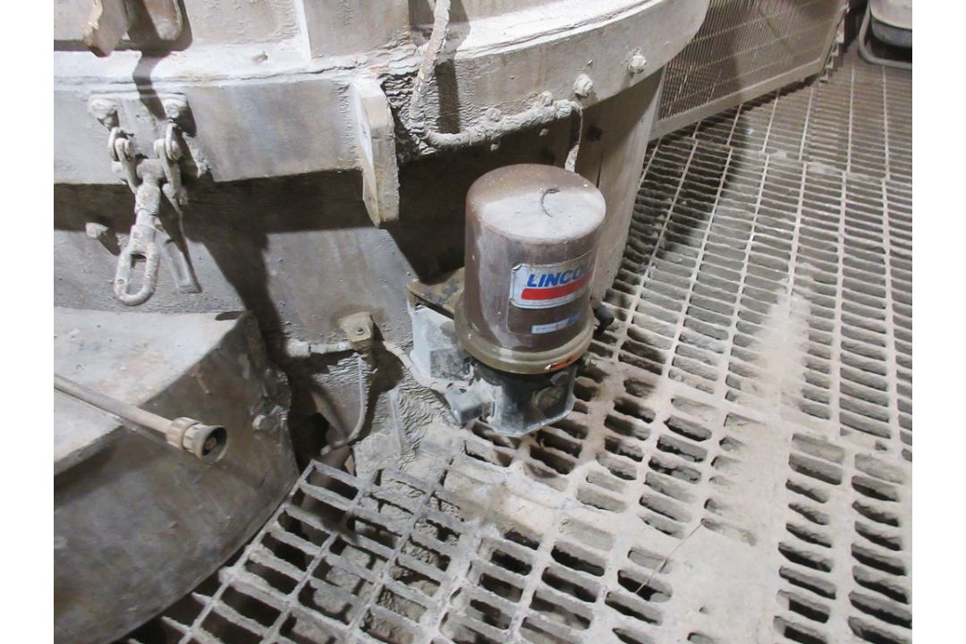 Concrete steel framed batching plant. All-inclusive Lot: Bid for lots 20 to 20D as a whole. - Image 14 of 26