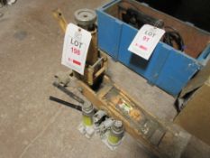 Un-named trolley jack and 2 x 1.5 ton bottle jacks
