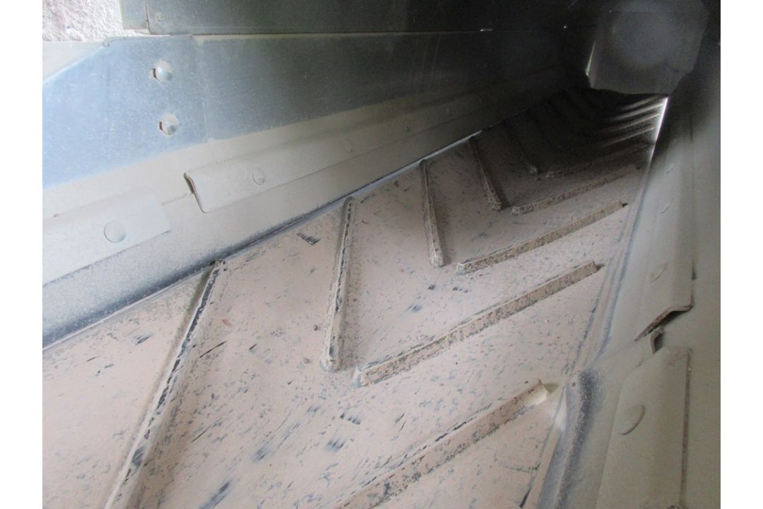 Concrete steel framed batching plant. All-inclusive Lot: Bid for lots 20 to 20D as a whole. - Image 12 of 26