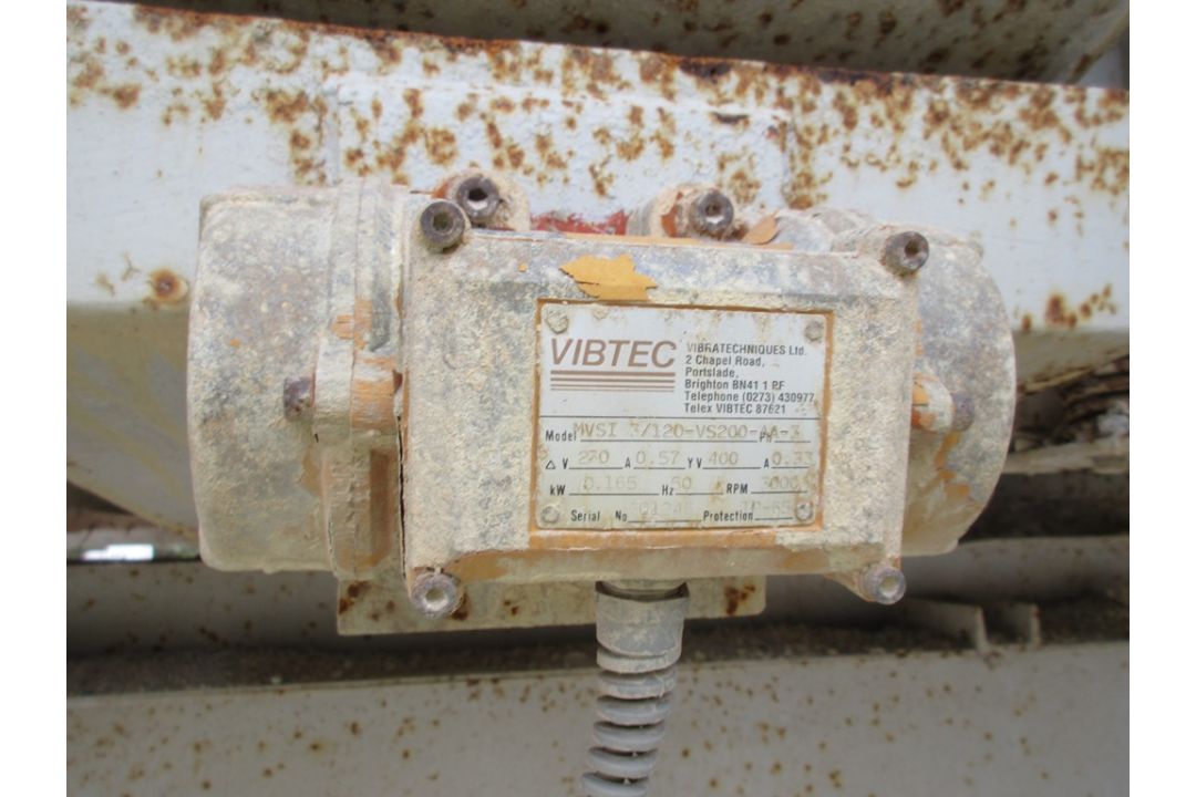 Concrete steel framed batching plant. All-inclusive Lot: Bid for lots 20 to 20D as a whole. - Image 9 of 26