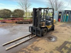 Britannia Cascade Catapillar diesel sideshift forklift truck, 3 ton low triple mast, max fork height