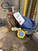 Submersible water pump & hose