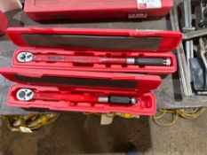 Two Tengtools 1292AG-EP 40-210NM and a Tengtools 1292AG-E4R 70-350NM torque wrenches