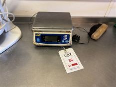 UWA ADM-3000 bench top digital weighing scales, serial no. ADM-B.2313