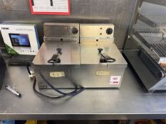Lincat counter top stainless steel twin basket deep fat fryer, model A002, serial no. 30113595