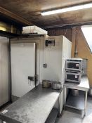 Stoncold walk-in cold room approx. 1.8m x 1.8m, Danfoss Optyma digital temperature display,