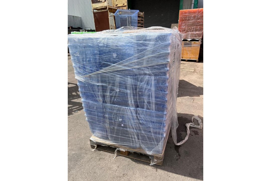 200 x Clear Blue Height Trays - Image 4 of 5