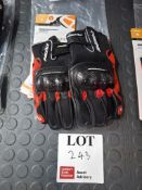 Ixon Red motorcycle gloves, size large, RRP £64.99