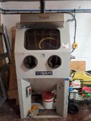 Vixen Aquablast 915 Wet blasting cabinet (2017)