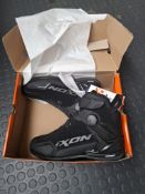 Ixon Bull 2 WP Black motorcycle boots, size EUR44, RRP £149.99