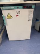 Lec Medical Freezer