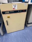 LEEC Compact incubator 37°C