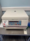 Beckman Coulter DLX Spinchron Centrifuge