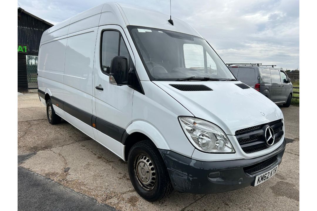 Mercedes Sprinter 313 CDI panel van (2012) - Image 1 of 20