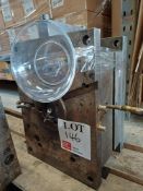 Plastic injection moulding tool to produce 7
