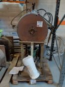Plastic injection moulding tool to produce Grecian vase