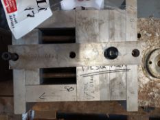 Plastic injection moulding tool to produce ABC 1.5