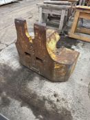 Large counter balance fork lift weight