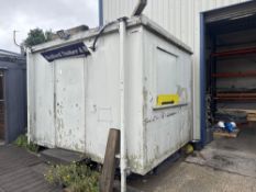 12'x9' jack leg office unit with contents to include desk, three office chairs, bench style stager u