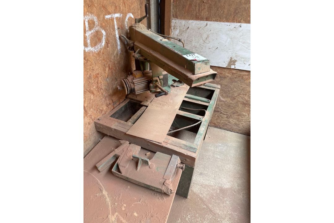 Wadkin cross cut/radial arm saw, suitable for spares and repair - Image 1 of 5
