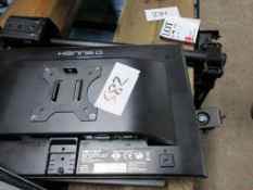 Five flat screen monitors, 3 x desk mounting monitor arm