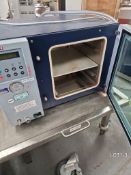 Vacuum Oven Vacucenter Salvis Lab VD4