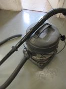 Unbranded wet & dry vacuum cleaner (240v) Model: K-402/12