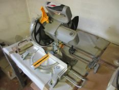 Titan compound mitre saw (240v) Model: TTB795MSW S/N: 02779
