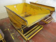 Mobile forklift-able tipping skip Size 1.4 x 1m