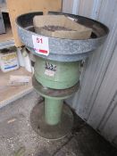 AA vibration parts feeder S/N: 108844M