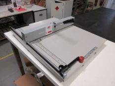 Magnum MCR-46 manual creasing machine