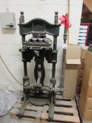 Krause 33 hand operated spindle press Please note; A ‘point of work’ risk assessment must be