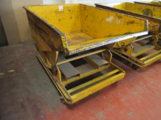 Mobile forklift-able tipping skip Size 1.4 x 1m