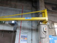 Donati pillar mounted jib crane with Donati electric chain hoist, serial no. 8479, pendant