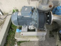Lowara electric motor & pump, 2 x valves PoWRA: A ‘point of work’ risk assessment must be completed,