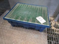 Plastic spill tray, 640 x 790 x height 300mm