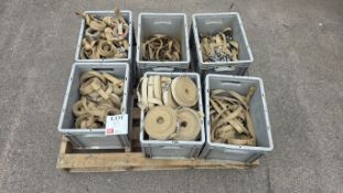 Quantity of assorted Tentipi/Marquee straps and raising pins, various length, to 5 boxes