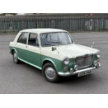 1964 MG 1100 Saloon in two tone cream and green