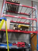 Single bay pallet racking with 6 cross beams