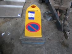 6 No Parking cones